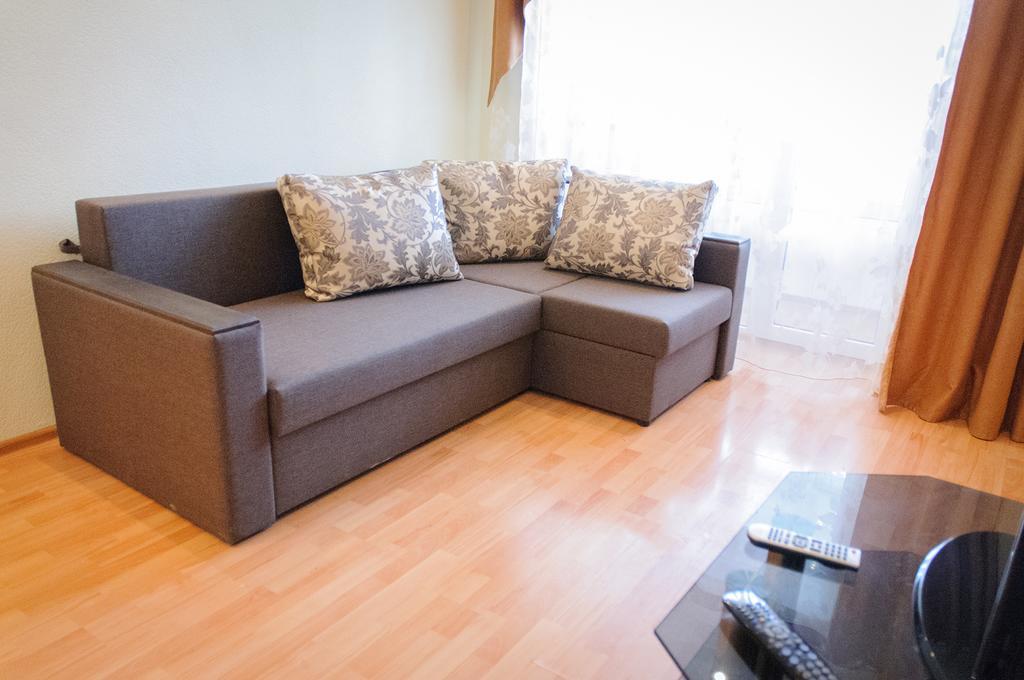 פולטבה Luxury 3 Rooms Apartments In Center By Green House מראה חיצוני תמונה