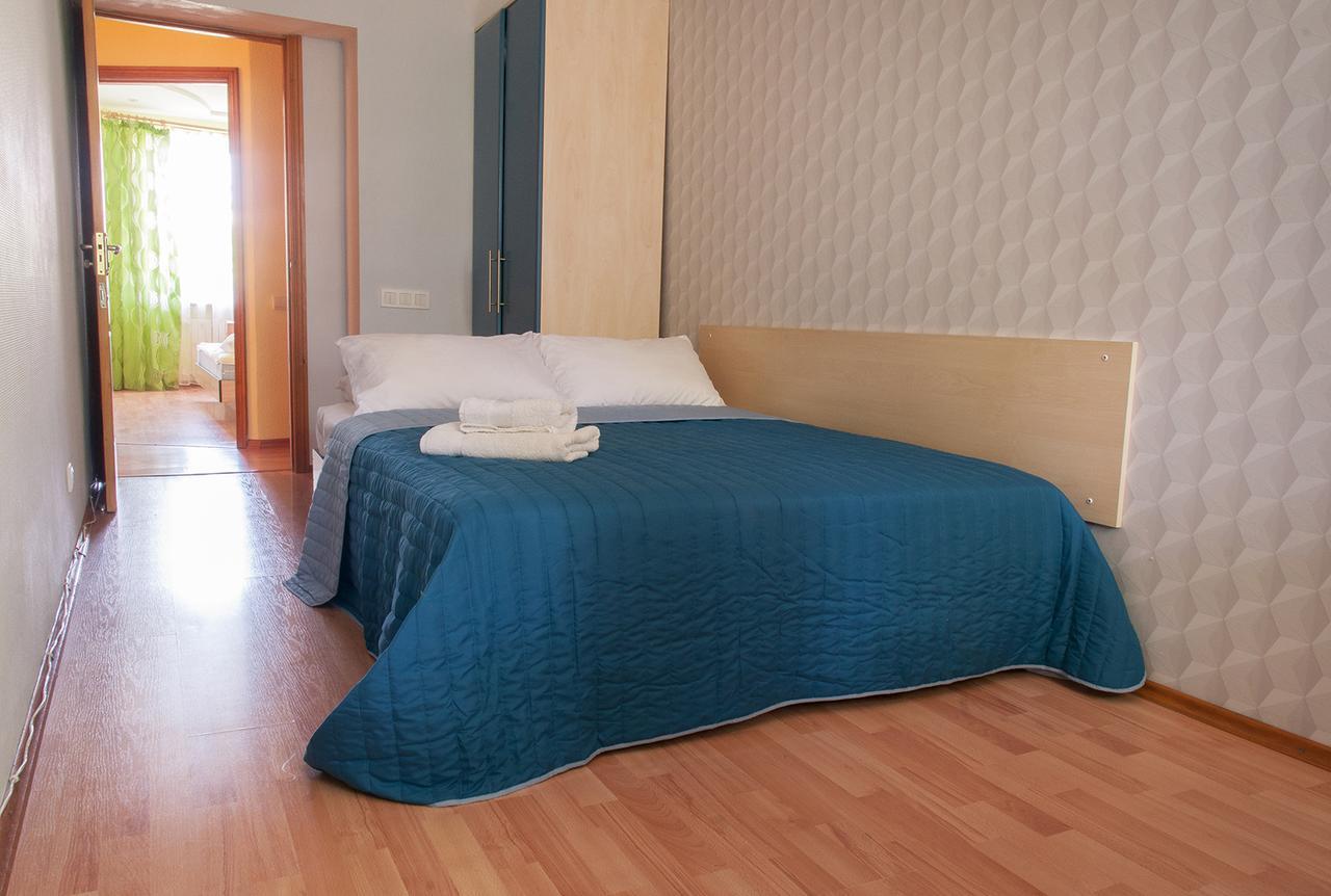 פולטבה Luxury 3 Rooms Apartments In Center By Green House מראה חיצוני תמונה